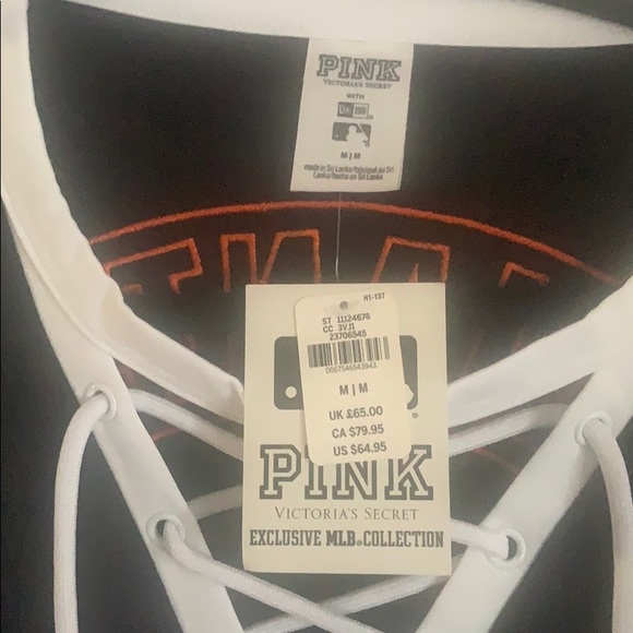 Pink giants - Picture 2 of 3